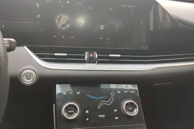 奔腾B70S 2022款 1.5T 智潮统帅局部细节16