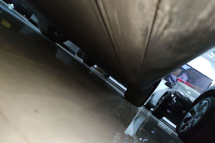 特斯拉 Model Y 2022款 后轮驱动版局部细节9002