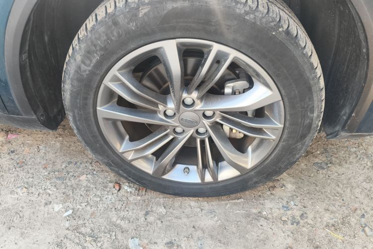 吉利汽车 嘉际新能源 2022款 1.5TD PHEV 白金舒适型车身外观10