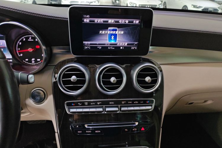 奔驰GLC 2019款 GLC 260 L 4MATIC 动感型局部细节16