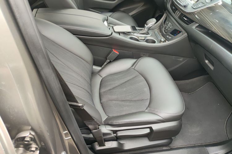 别克 昂科威 2019款 20T 两驱领先型 国V局部细节41