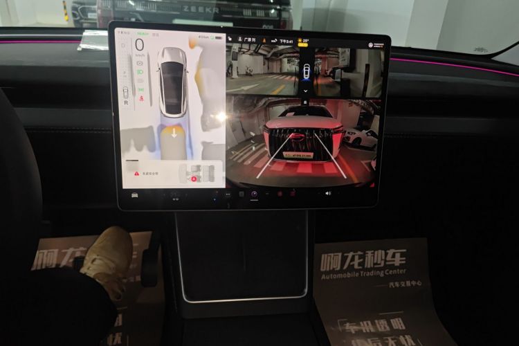 特斯拉 Model Y 2025款 长续航全轮驱动 首发版局部细节16