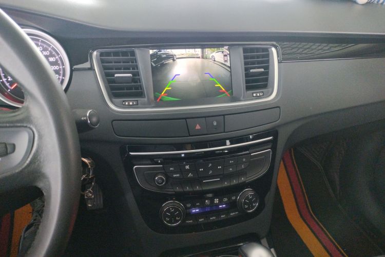 标致508 2012款 2.0L 自动智享版中控内饰16