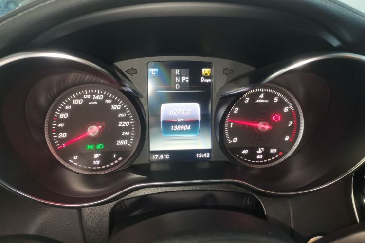 奔驰C级 2017款 改款 C 200 L 运动版局部细节14