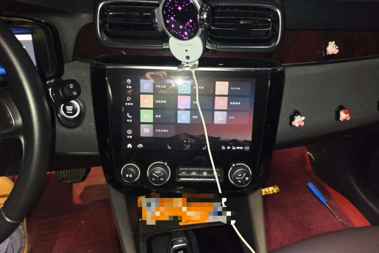 领克02新能源 2019款 1.5T PHEV Pro中控内饰16