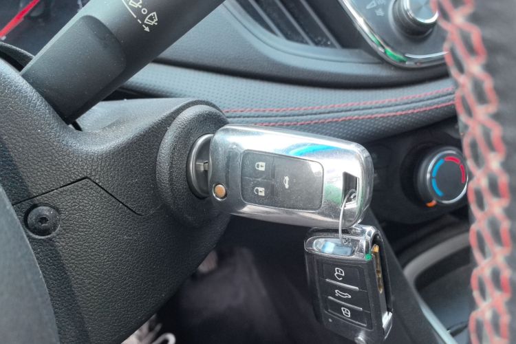 雪佛兰 科鲁泽 2019款 RS 330T 自动畅快版 国VI中控内饰11