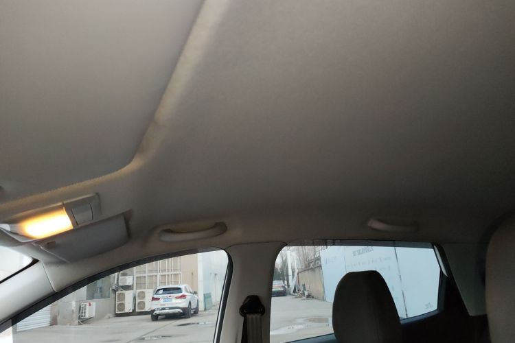 五菱汽车 五菱星驰 2022款 1.5L 手动自由型中控内饰22