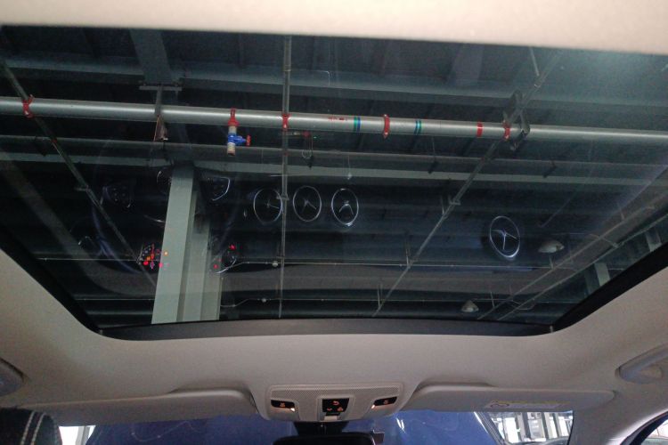 奔驰GLA 2018款 GLA 200 动感型局部细节22