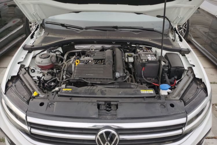 大众 宝来 2024款 200TSI DSG畅行版机舱底盘24