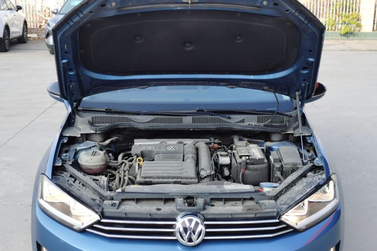 大众 高尔夫·嘉旅 2018款 280TSI 自动豪华型局部细节24