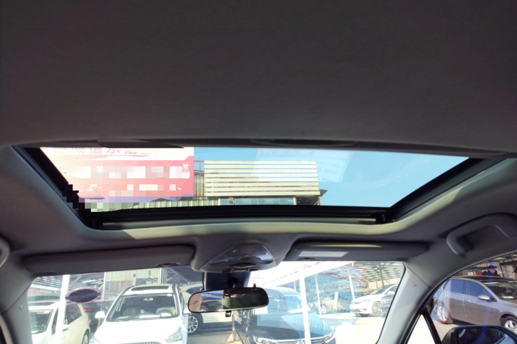 丰田C-HR 2022款 2.0L 舒适版局部细节22