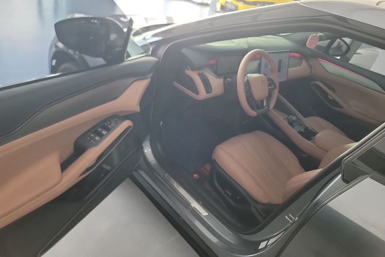 比亚迪 宋L EV 2024款 662km 超越型中控内饰7003