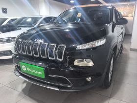 Jeep 自由光 2016款 2.4L 专业智能版