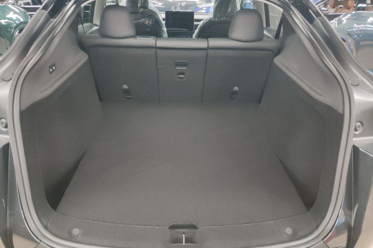 特斯拉 Model Y 2025款 改款 长续航全轮驱动版机舱底盘23