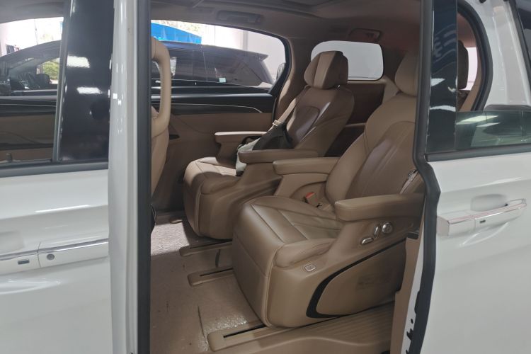 别克GL8 2021款 ES陆尊 653T 旗舰型中控内饰7004