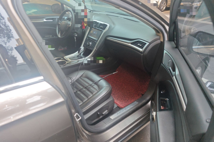 福特 蒙迪欧 2013款 1.5L GTDi180时尚型局部细节9005