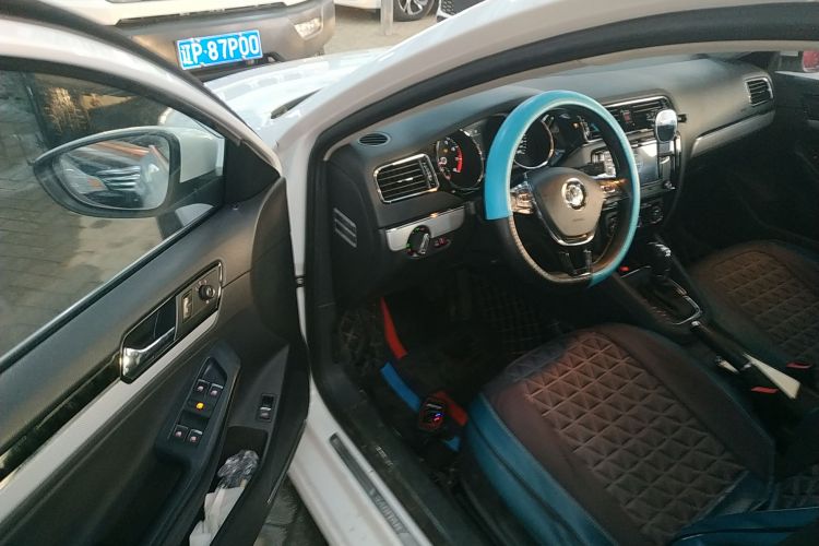 大众 速腾 2017款 230TSI 自动舒适型中控内饰20