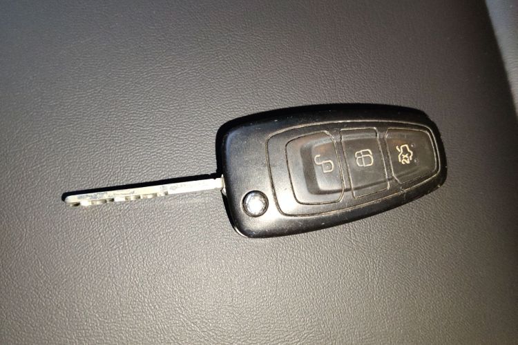 福特 福克斯 2015款 两厢 1.6L 自动舒适型中控内饰11