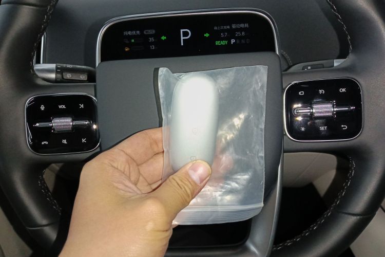 理想汽车 理想L7 2024款 MAX中控内饰11