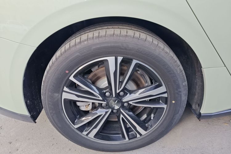 红旗EH7 2024款 690 Pro车身外观6008