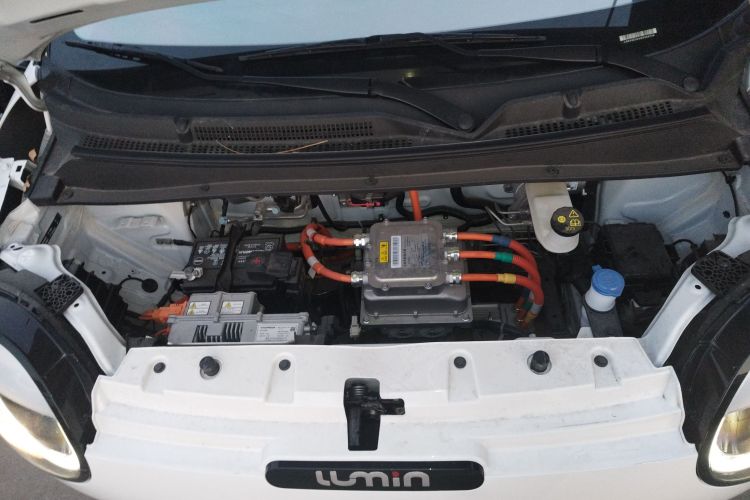 长安启源 长安Lumin 2024款 130km 清悦款机舱底盘24