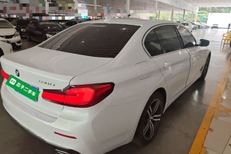 宝马5系 2021款 530Li 领先型 豪华套装车身外观7