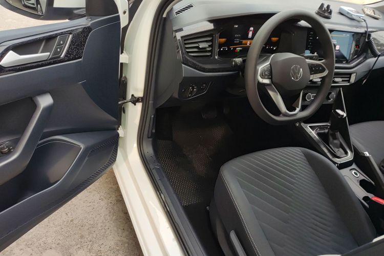 大众 朗逸 2023款 新锐 1.5L 自动新逸版中控内饰20