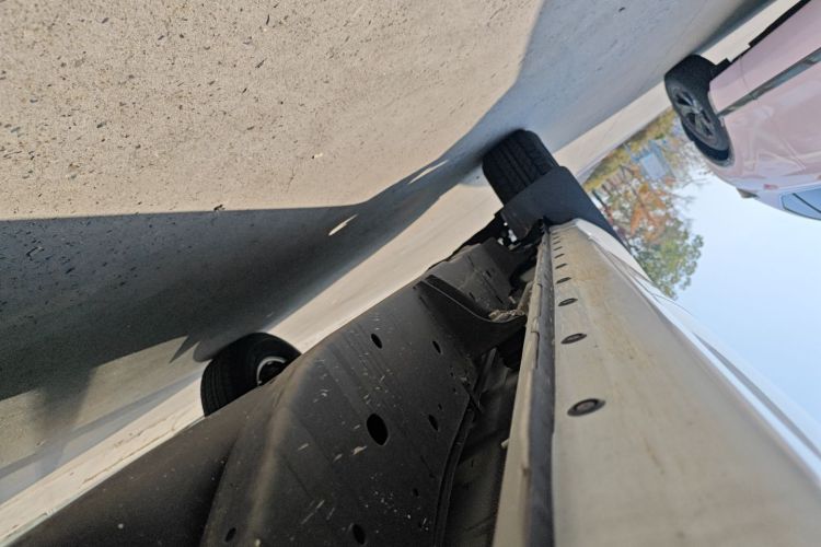 日产 纳瓦拉 2021款 2.5L 改款 手动两驱舒适型QR25局部细节9002