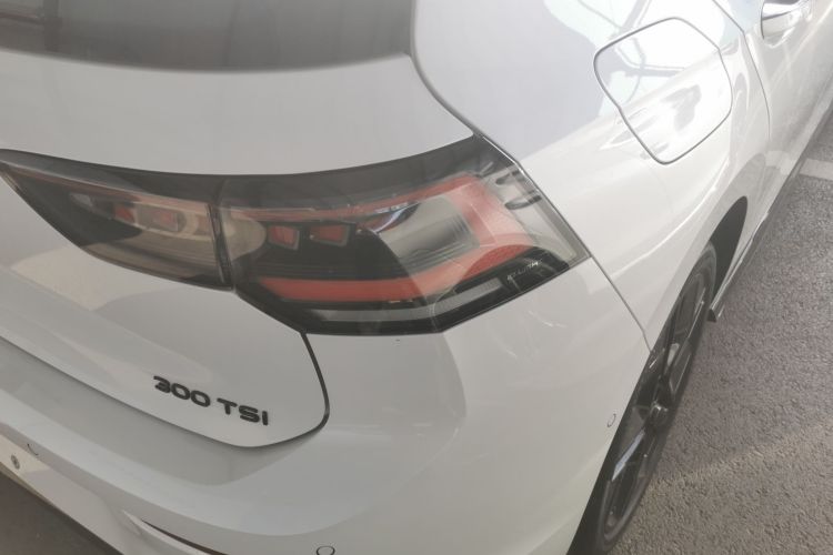 大众 高尔夫 2025款 300TSI R-Line车身外观9