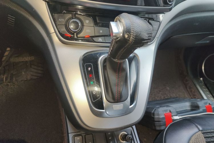 哈弗H6 2016款 升级版 1.5T 自动两驱精英型中控内饰18