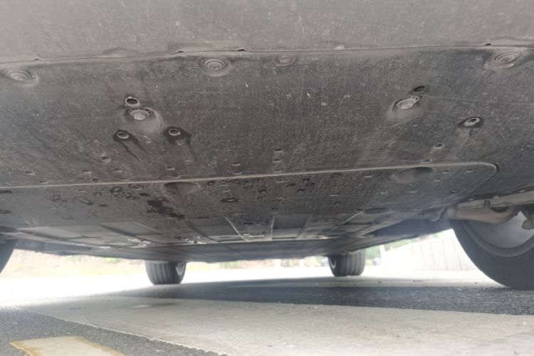 小鹏G6 2023款 755 超长续航 Max局部细节9008