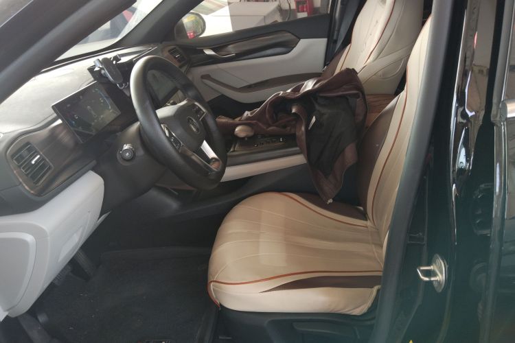 比亚迪 秦PLUS 2024款 荣耀版 DM-i 55KM领先型中控内饰19