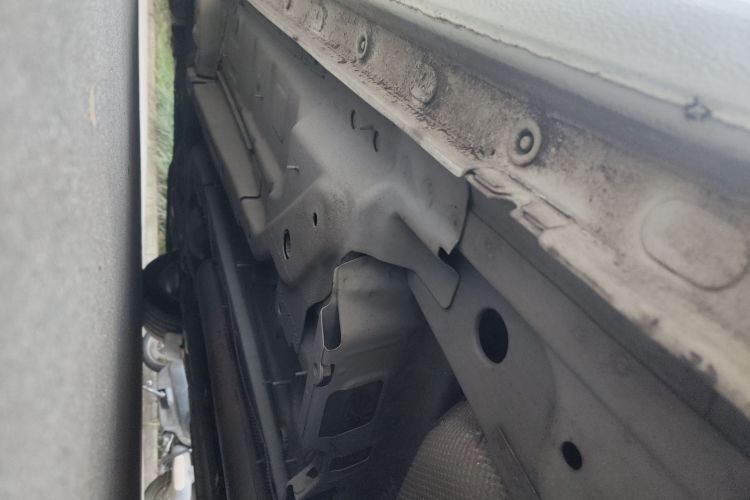 别克 君威 2015款 2.0L 精英时尚型局部细节9003