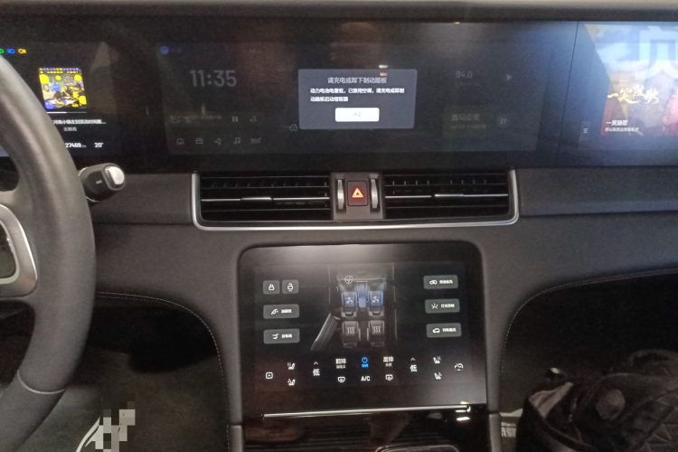 理想汽车 理想ONE 2021款 增程6座版中控内饰16