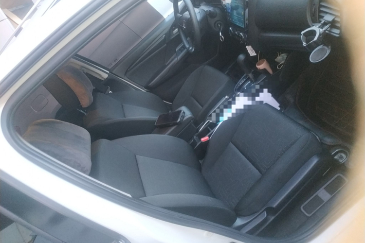 本田 飞度 2014款 1.5L LX CVT舒适型局部细节41