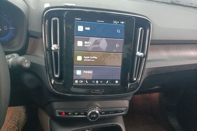 沃尔沃XC40新能源 2024款 长续航版中控内饰16