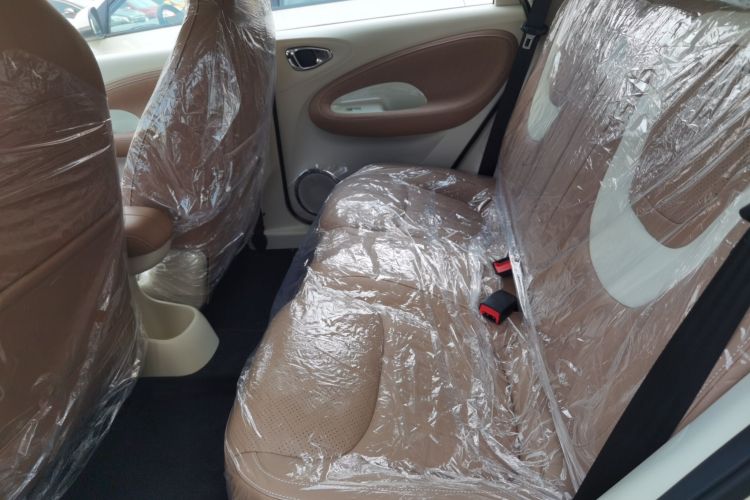 五菱汽车 五菱缤果 2025款 333km 灵犀互联款中控内饰21