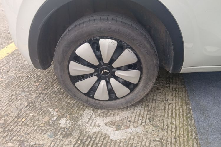 五菱汽车 五菱缤果 2023款 203km 轻享款车身外观6008