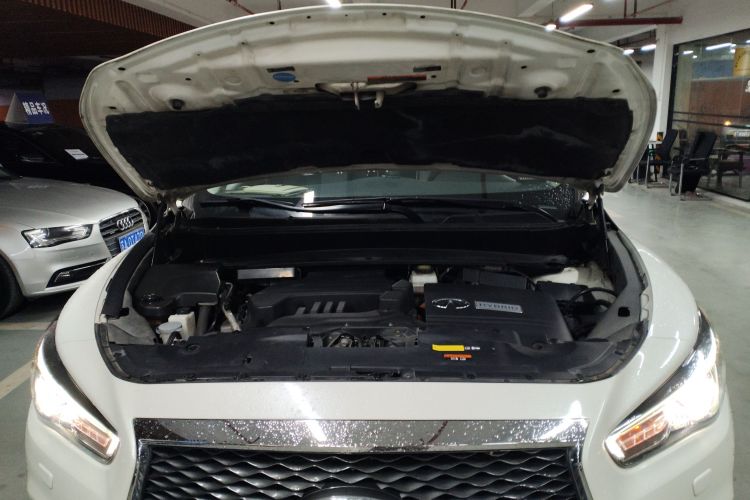 英菲尼迪QX60(进口) 2016款 2.5 S/C Hybrid 两驱卓越版 国V机舱底盘24