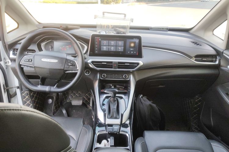 上汽大通MAXUS 大通G50 2019款 1.5T 首发款自动豪华版 6座中控内饰7001