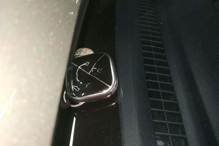 五菱汽车 五菱缤果PLUS 2024款 510km 旗舰版 四座版中控内饰7001