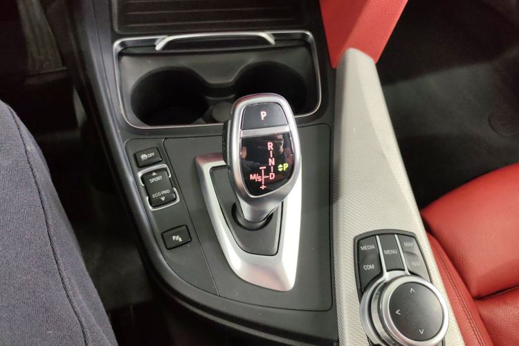 宝马4系 2017款 425i M运动套装中控内饰18