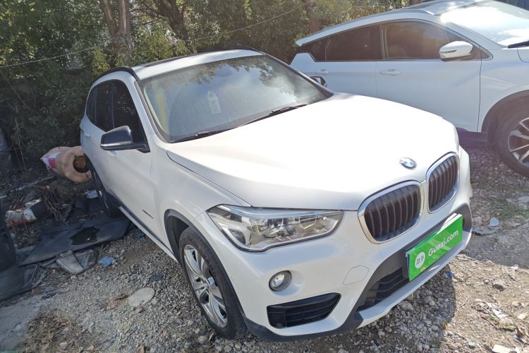 宝马X1 2016款 sDrive20Li 豪华型车身外观3