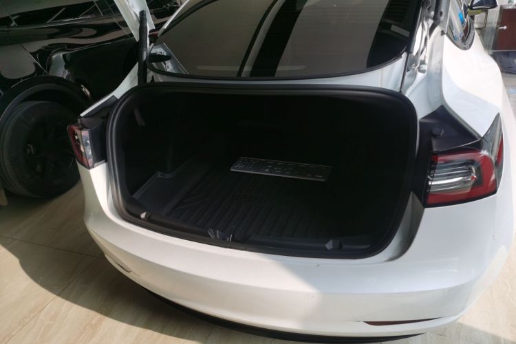 特斯拉 Model 3 2022款 后轮驱动版局部细节23
