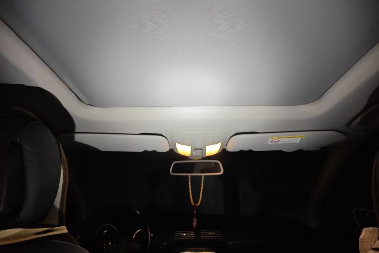 奔驰R级 2017款 R 320 4MATIC 商务型臻藏版局部细节22