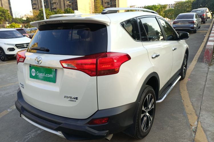 丰田 RAV4荣放 2015款 2.5L 自动四驱精英版车身外观6005
