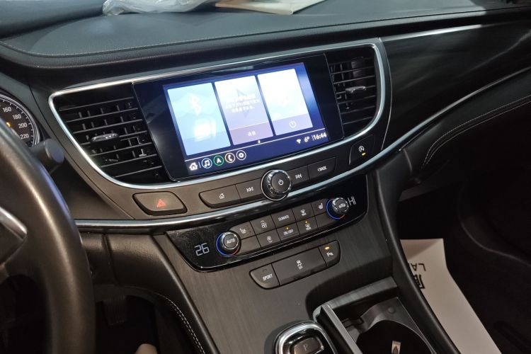 别克 君越 2021款 652T 豪华型中控内饰16