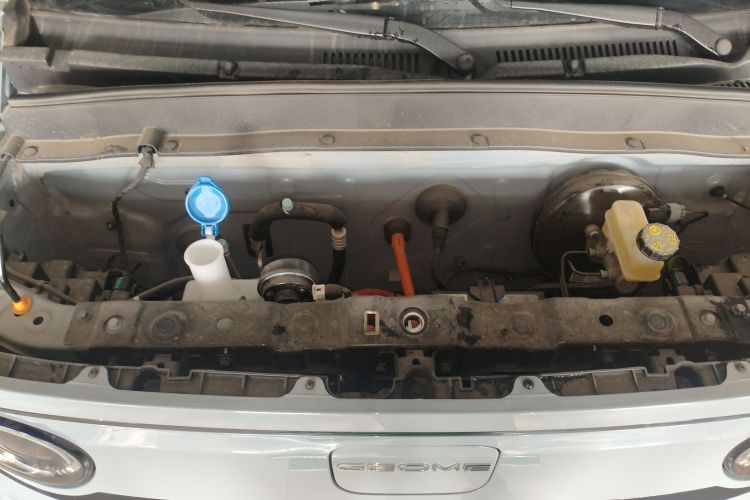 吉利银河 2025款 210km 熊猫卡丁机舱底盘24