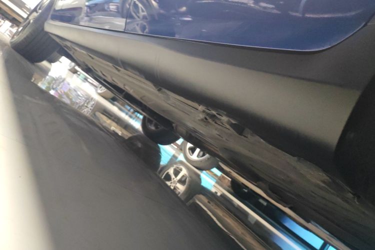 奔驰GLC 2022款 改款二 GLC 260 L 4MATIC 豪华型局部细节9002