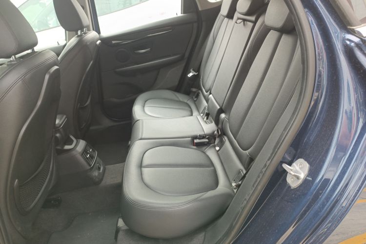 宝马2系旅行车 2018款 218i 尊享型运动套装中控内饰7004